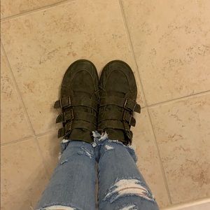 Really neat green booties